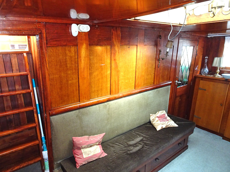 Luxe Motor 36.72, CBB Rijn