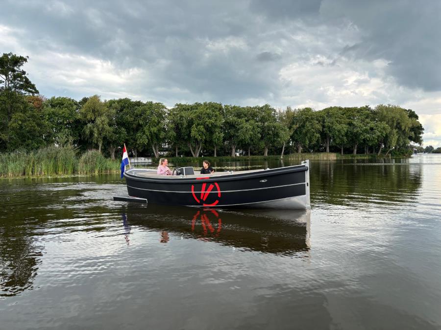 VanVossen 700 cabine sloep 