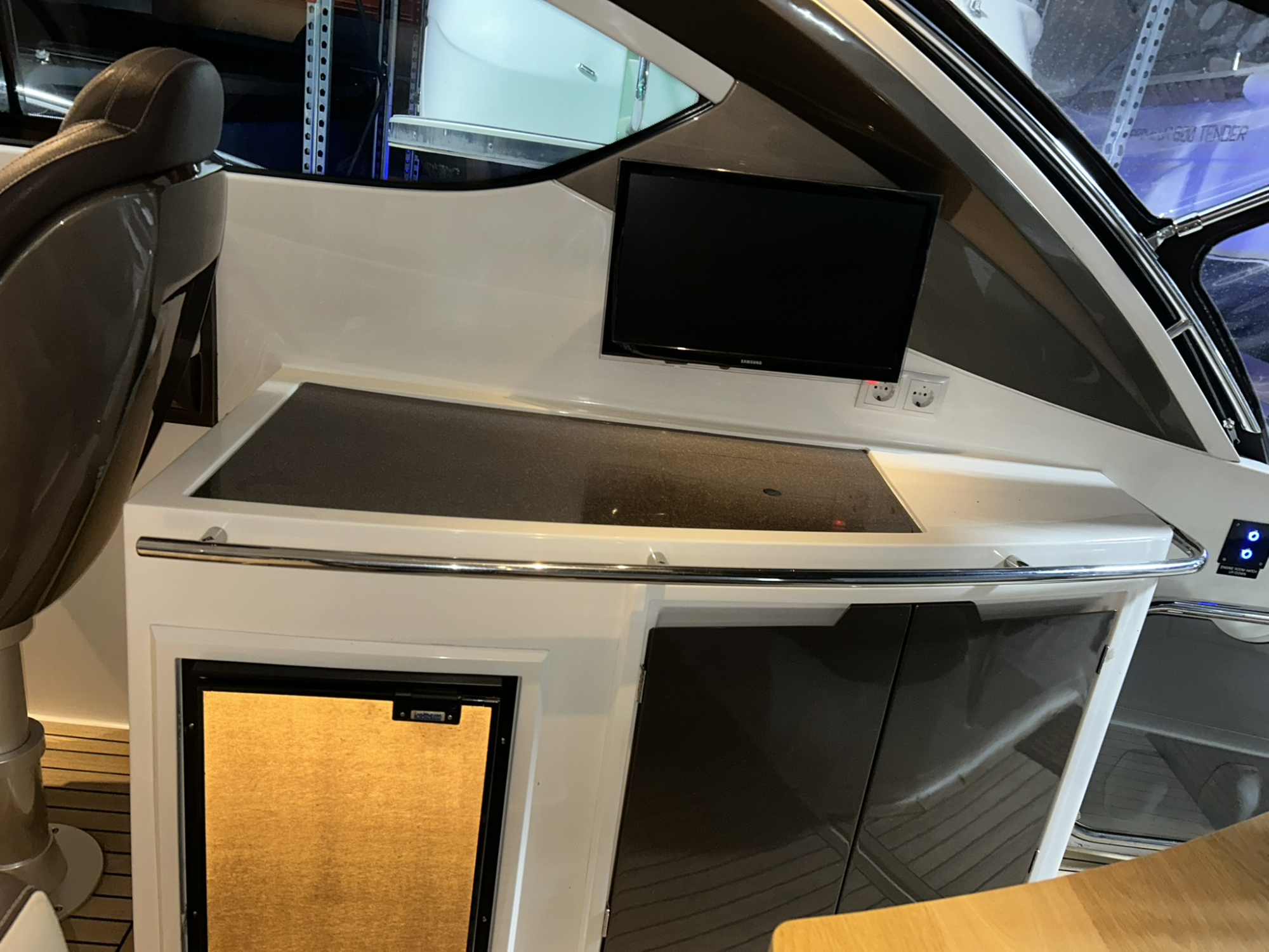 Galeon Yachts Galeon 325 HTS met Volvo Penta 370 pk