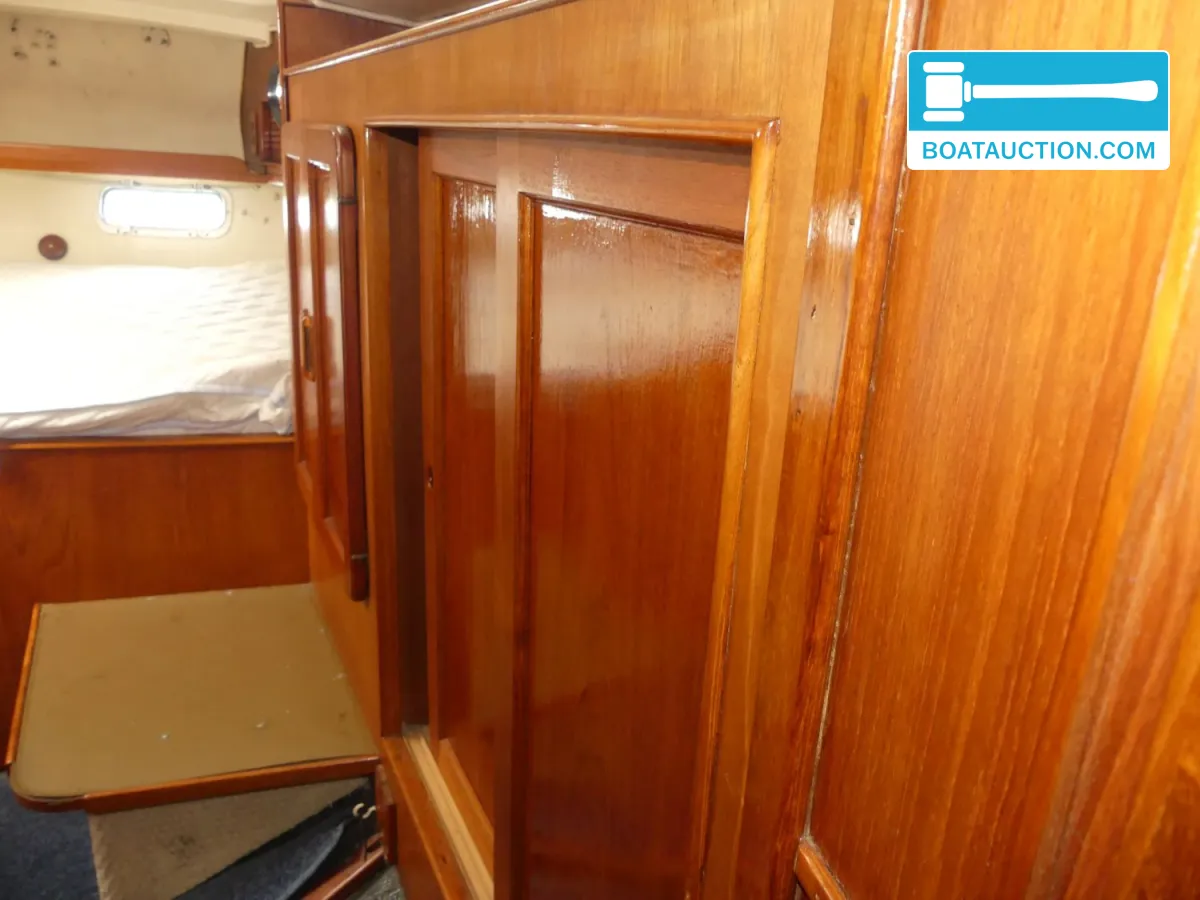 Morgan Out Island 41