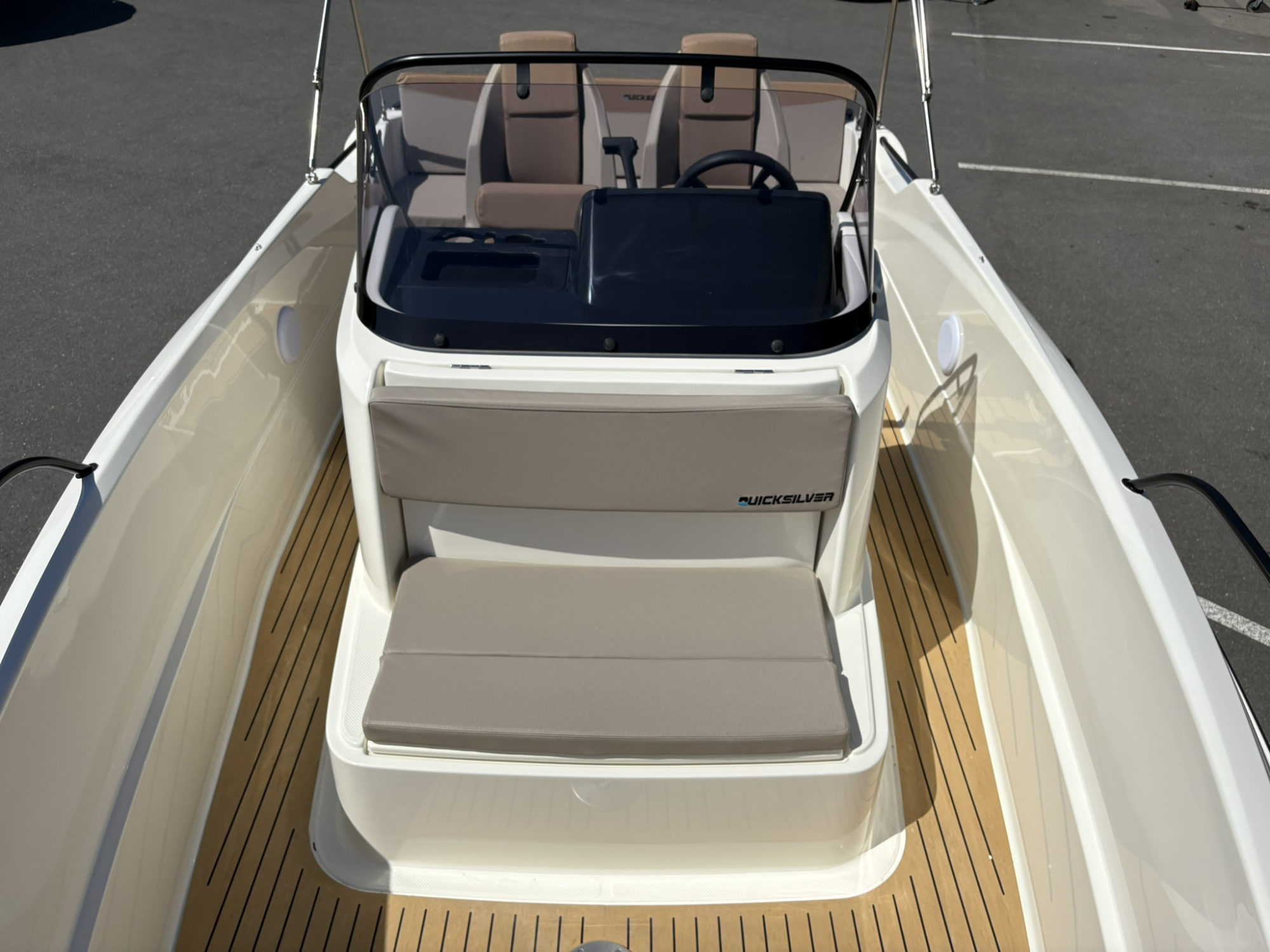 Quicksilver 605 Activ Open met Mercury 115 pk op voorraad!
