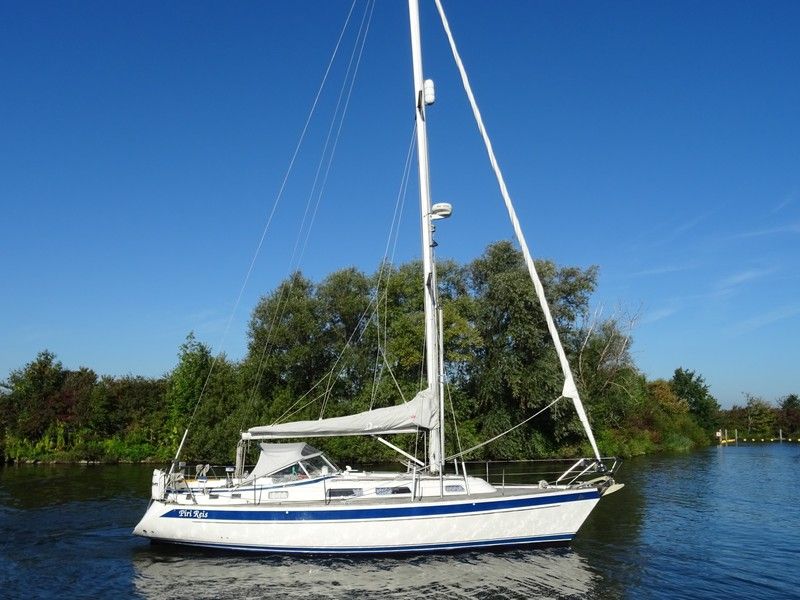 Hallberg Rassy 34