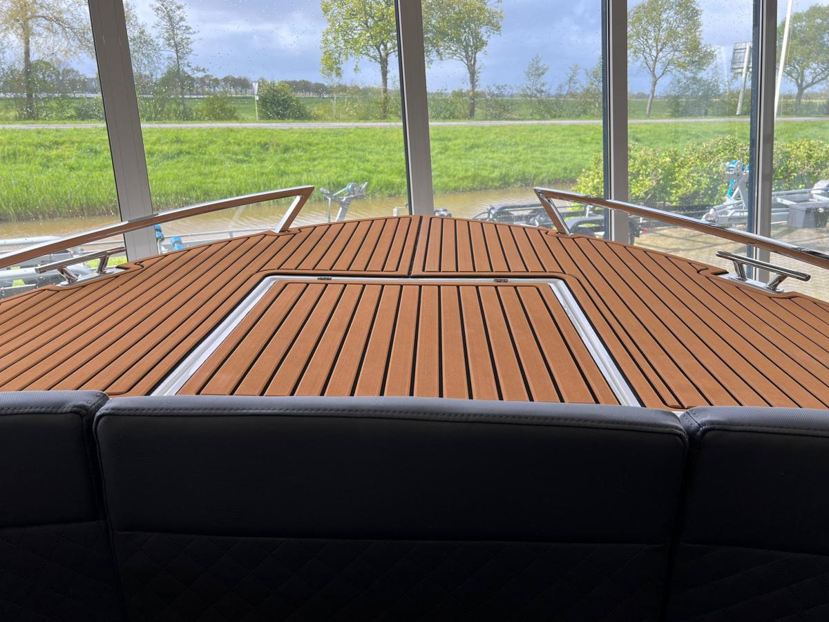 Clever 73 Tender eindejaars aanbieding!