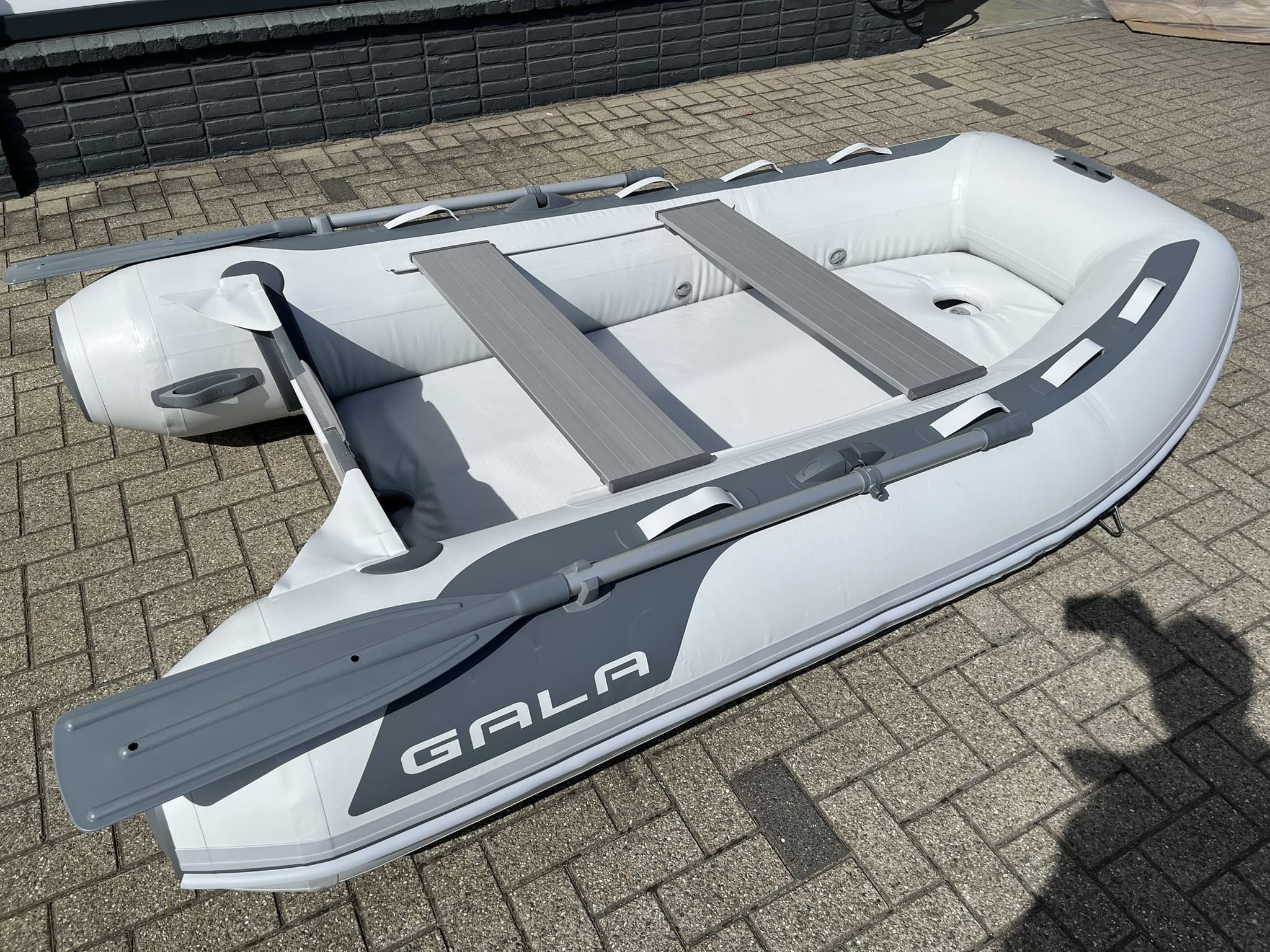Gala F270A Airdeck