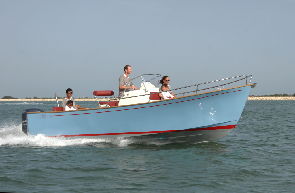 Rhea 23 Open