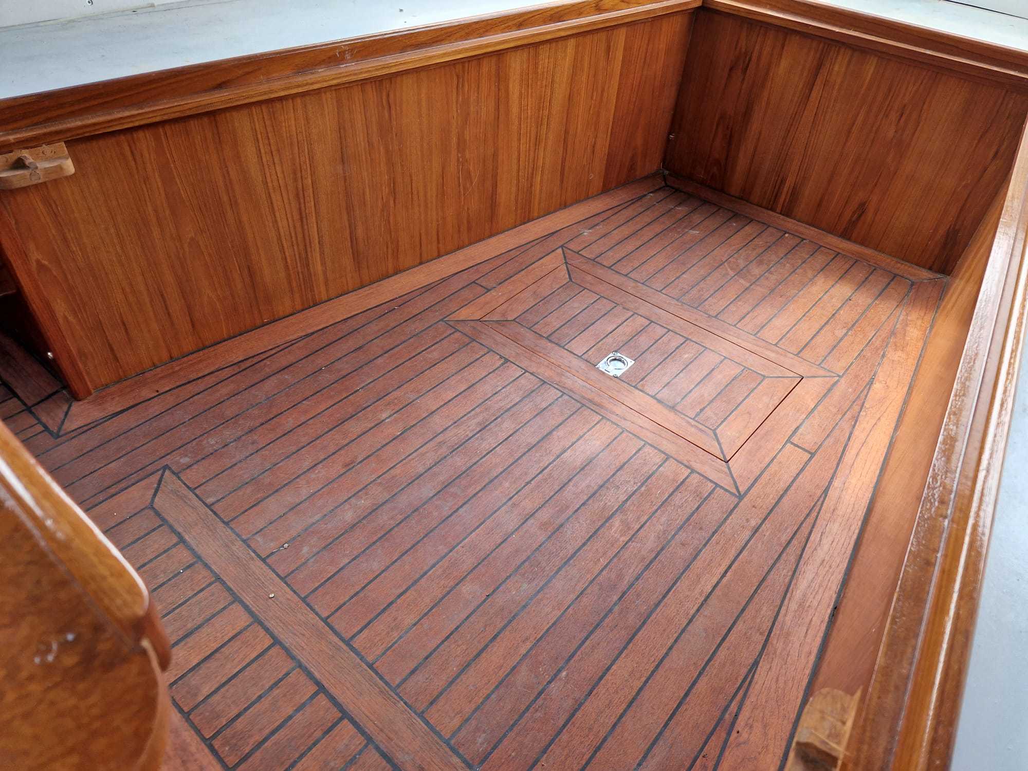 Overnaadse Sloep 750