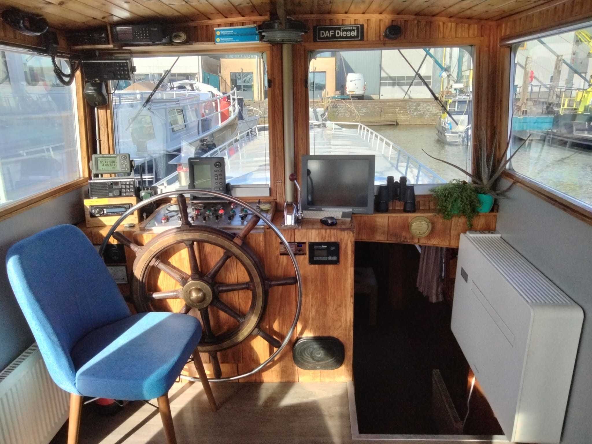 Luxe Motor Ex Beurtschip 16.17