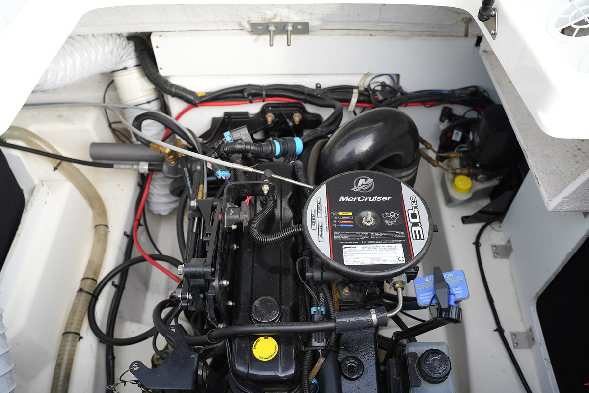 Sea Ray 19 SPX