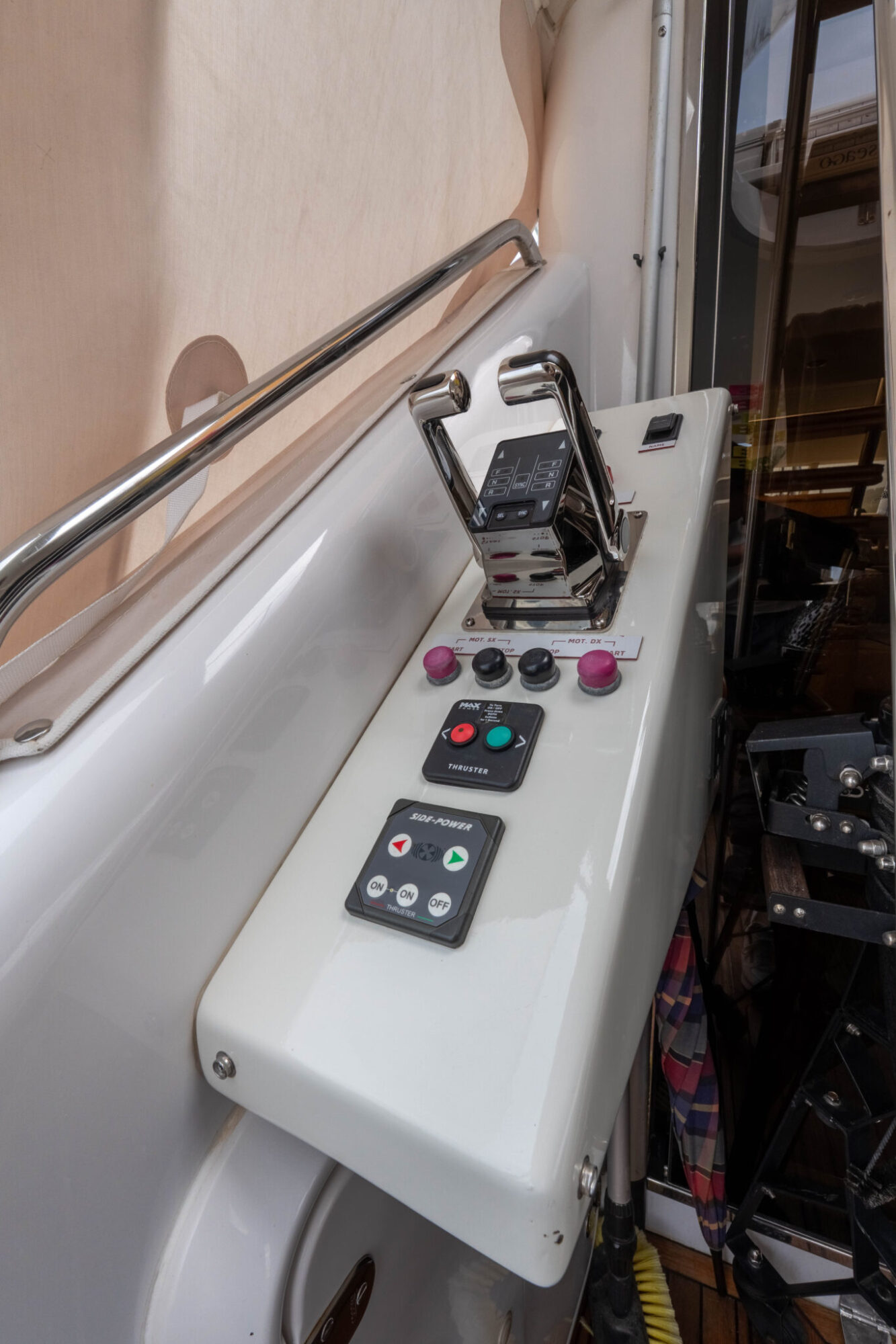 Fairline Squadron 62/65