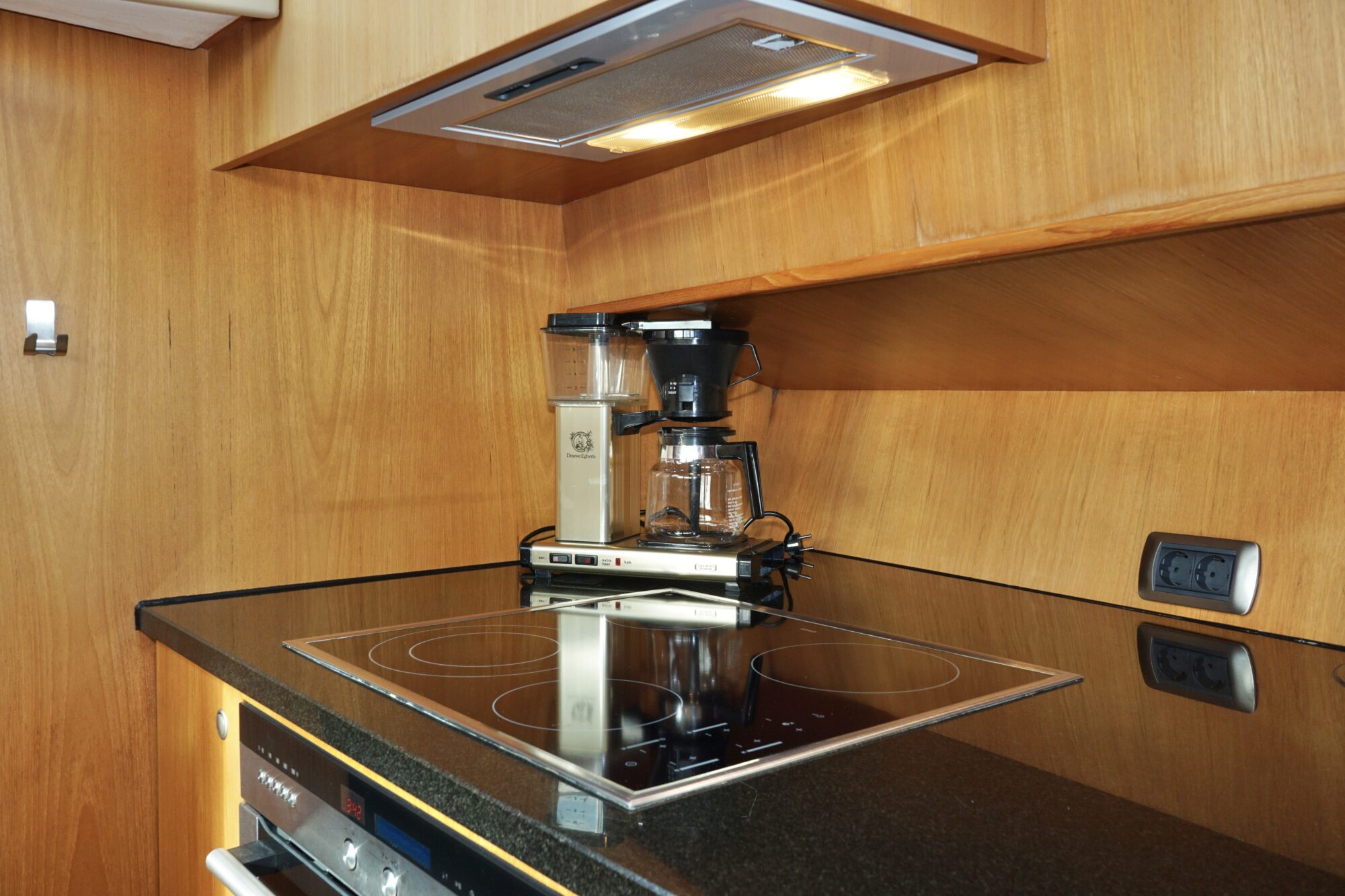 Van den Hoven Exclusive 18.00 VS