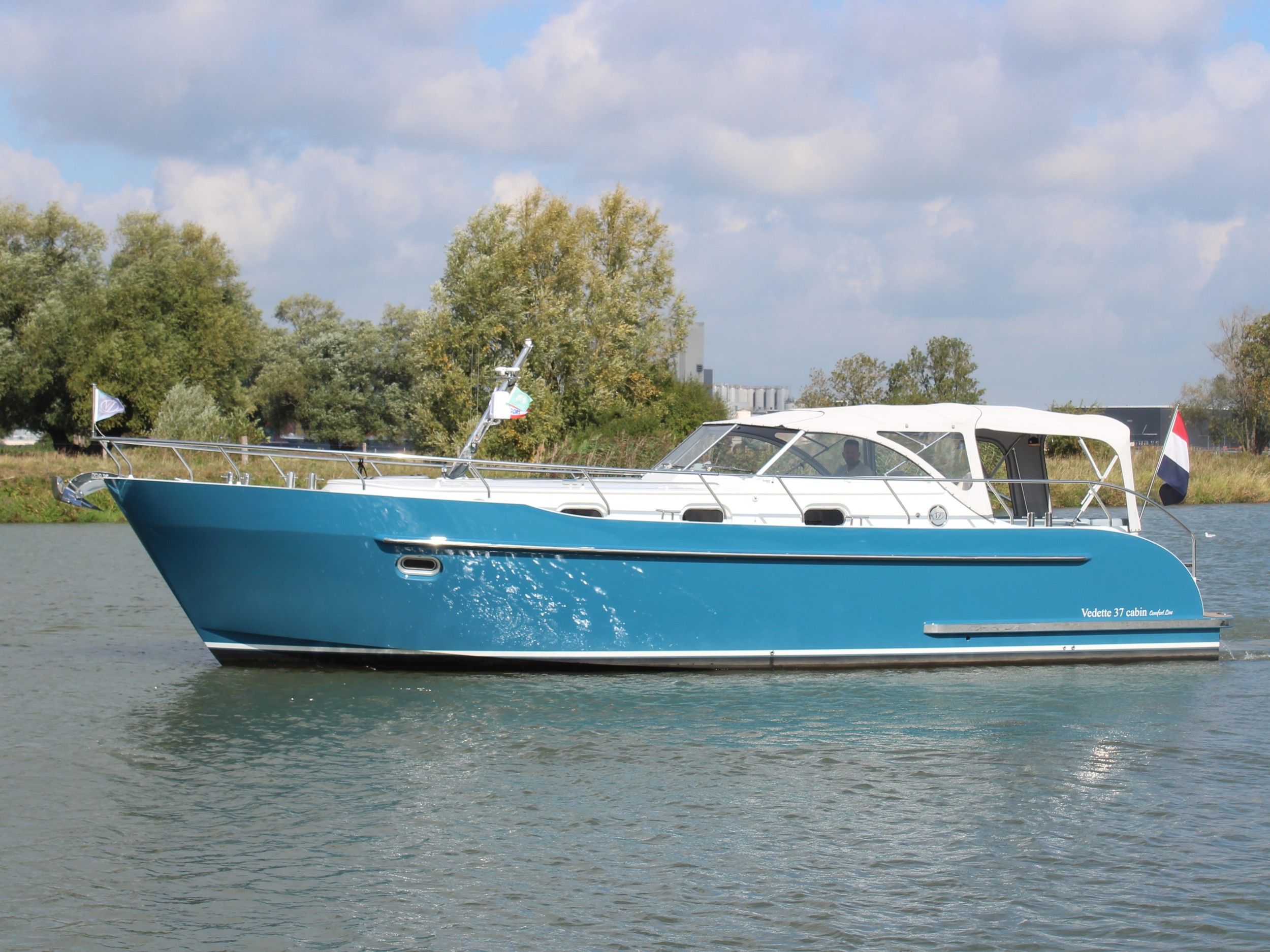 Vedette 37 Cabin Comfort Line