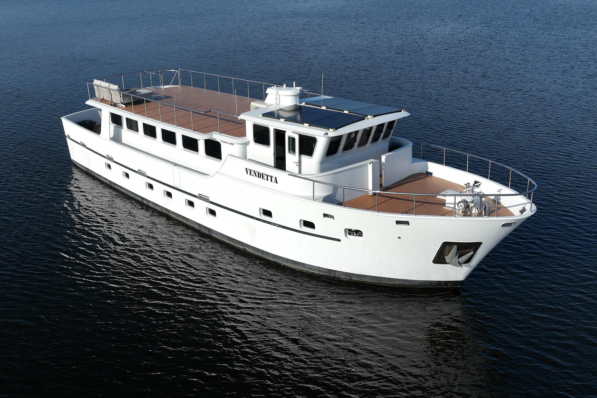 Trawler 2250 