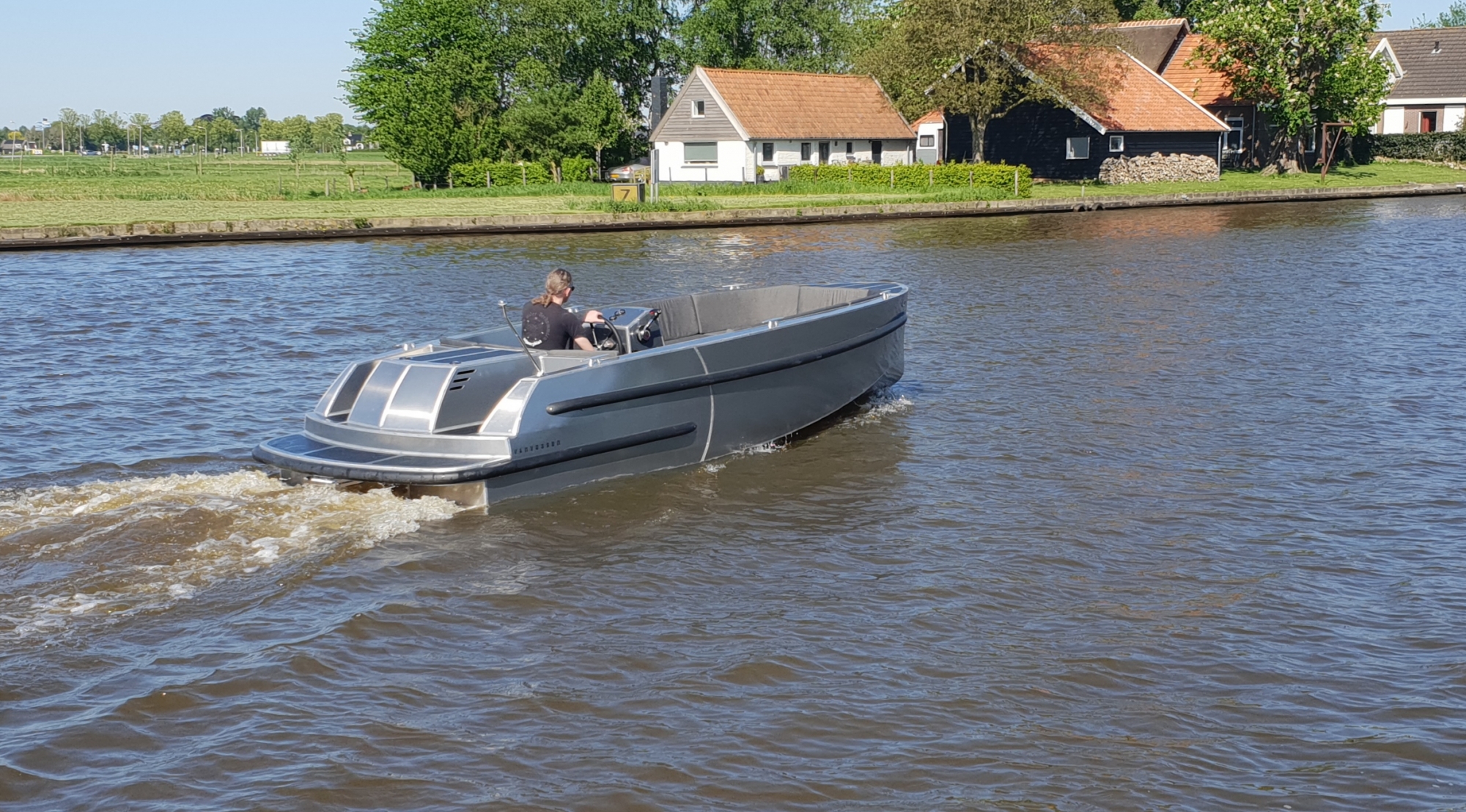 Van Vossen VanVossen Tender 650 (sport)