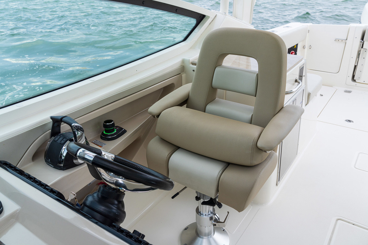Boston Whaler 280 Vantage
