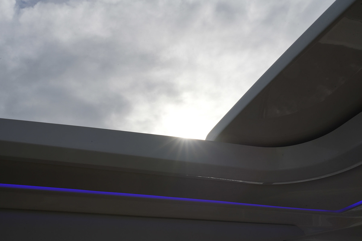 Sea Ray Sundancer 320