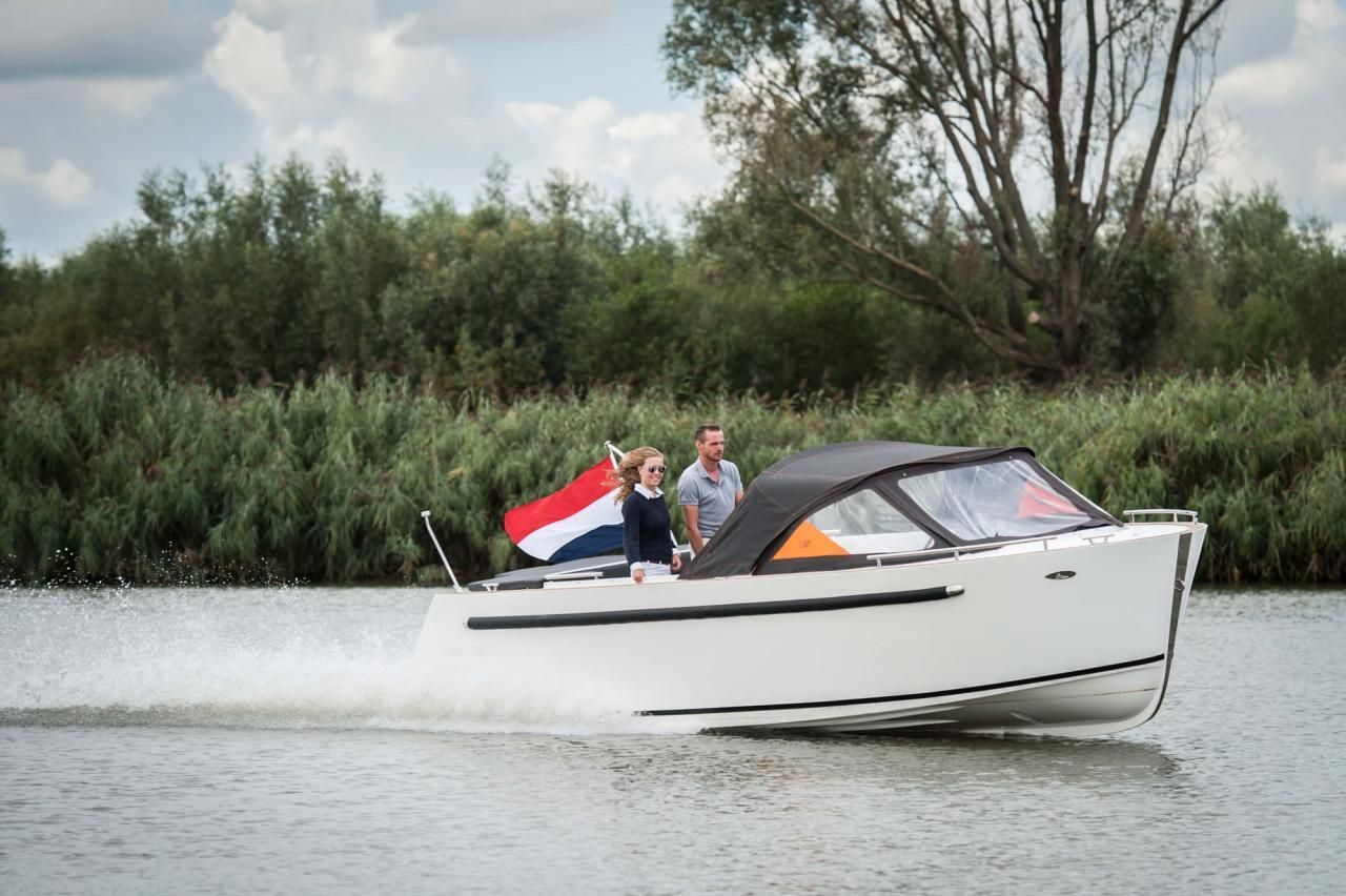 Maxima 730 tender