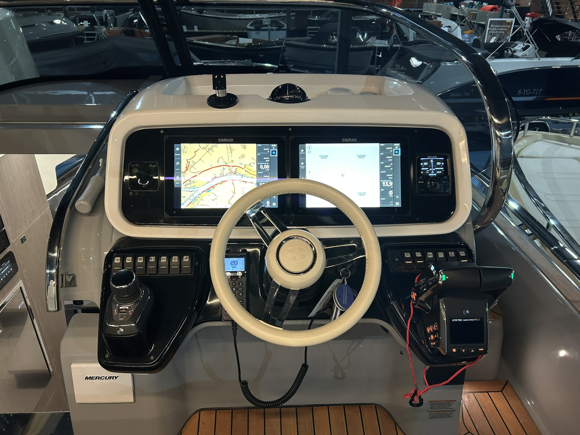 Invictus yachts Invictus 320 GT met 2 x Mercruiser 270 pk diesel van 2024!