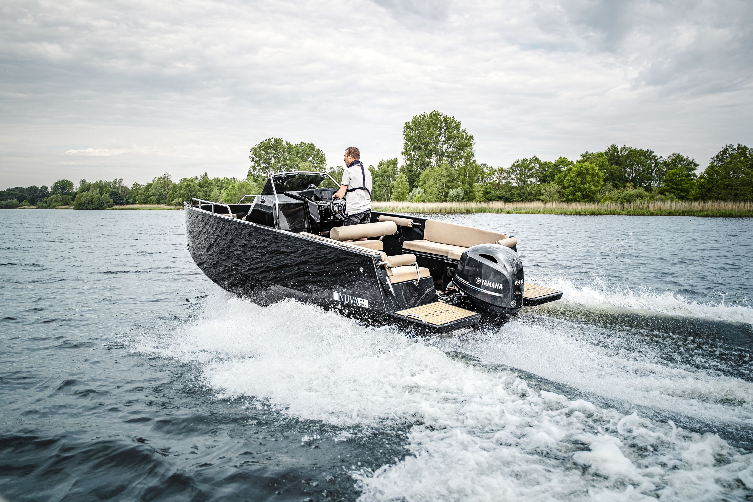 Nuva Yachts M6 Open Uit Voorraad Leverbaar