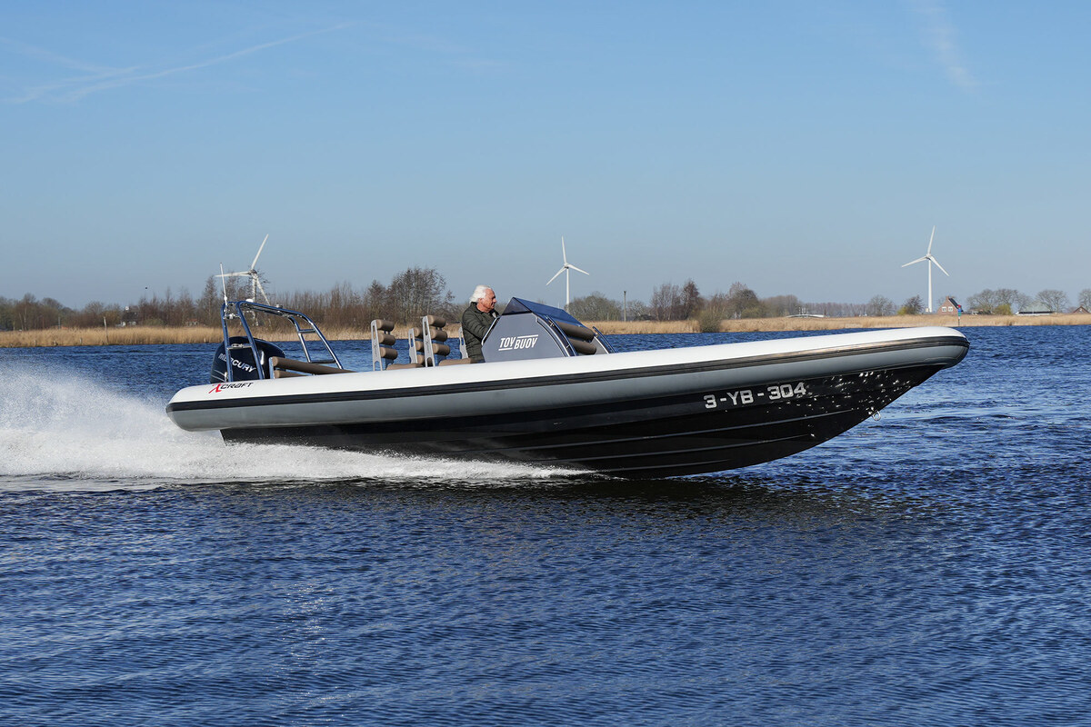X-Craft R808