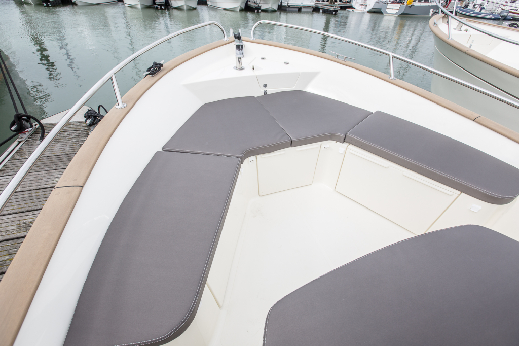 Rhea 23 Open