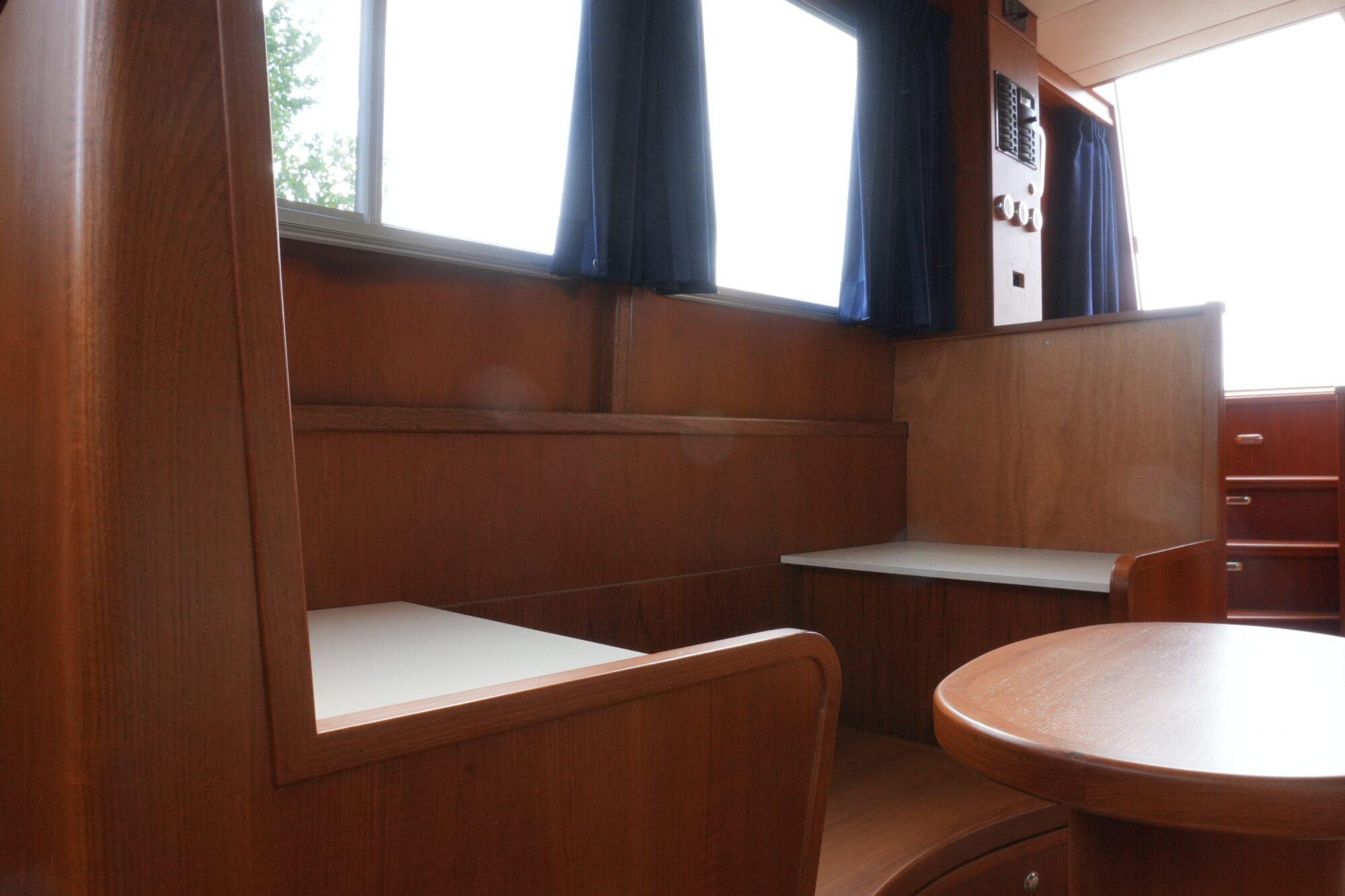 Casco 11.00 OK Flybridge