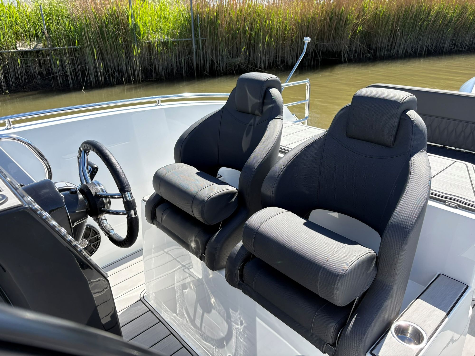 Maxima Boats 800 sport met een Honda 250 pk
