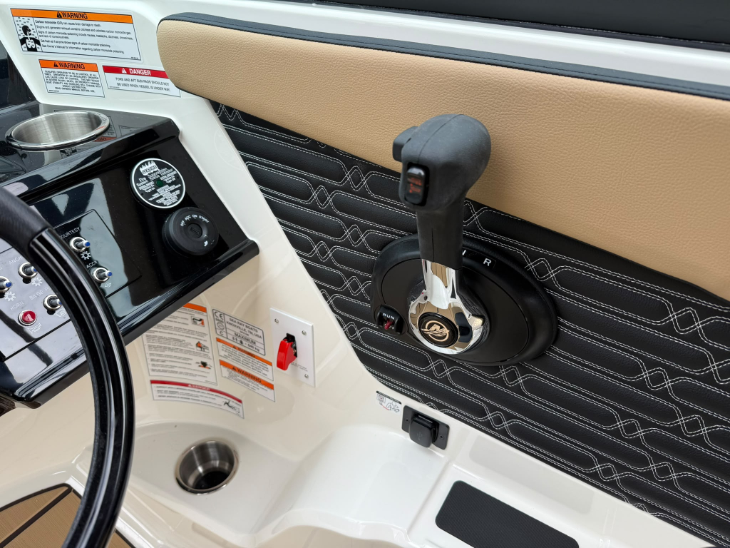 Sea Ray SPX 190