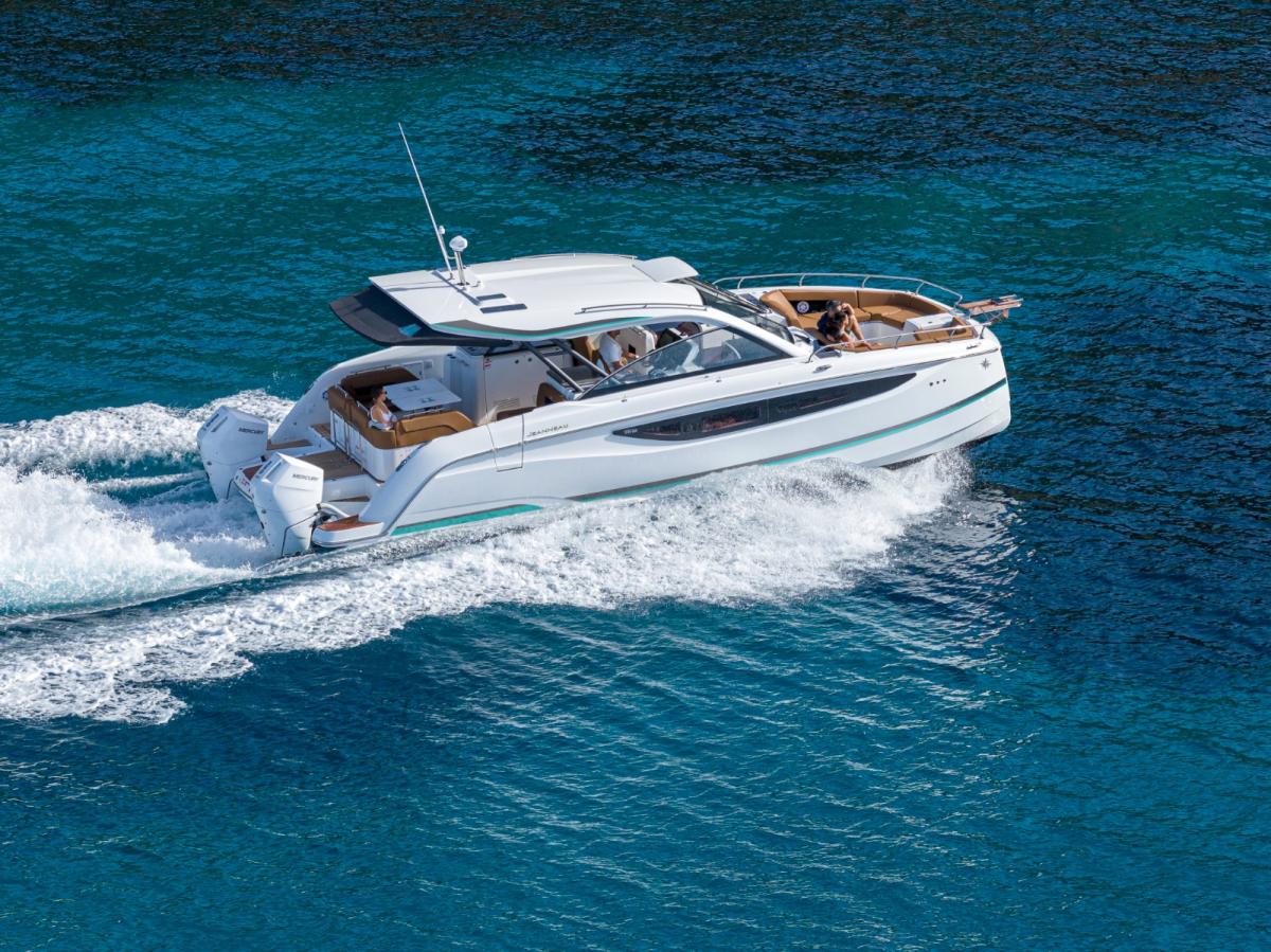 JEANNEAU TH38 Twin-Hull