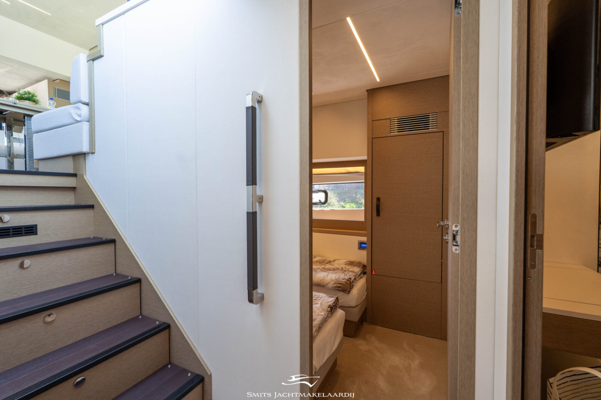 Prestige 590 Flybridge