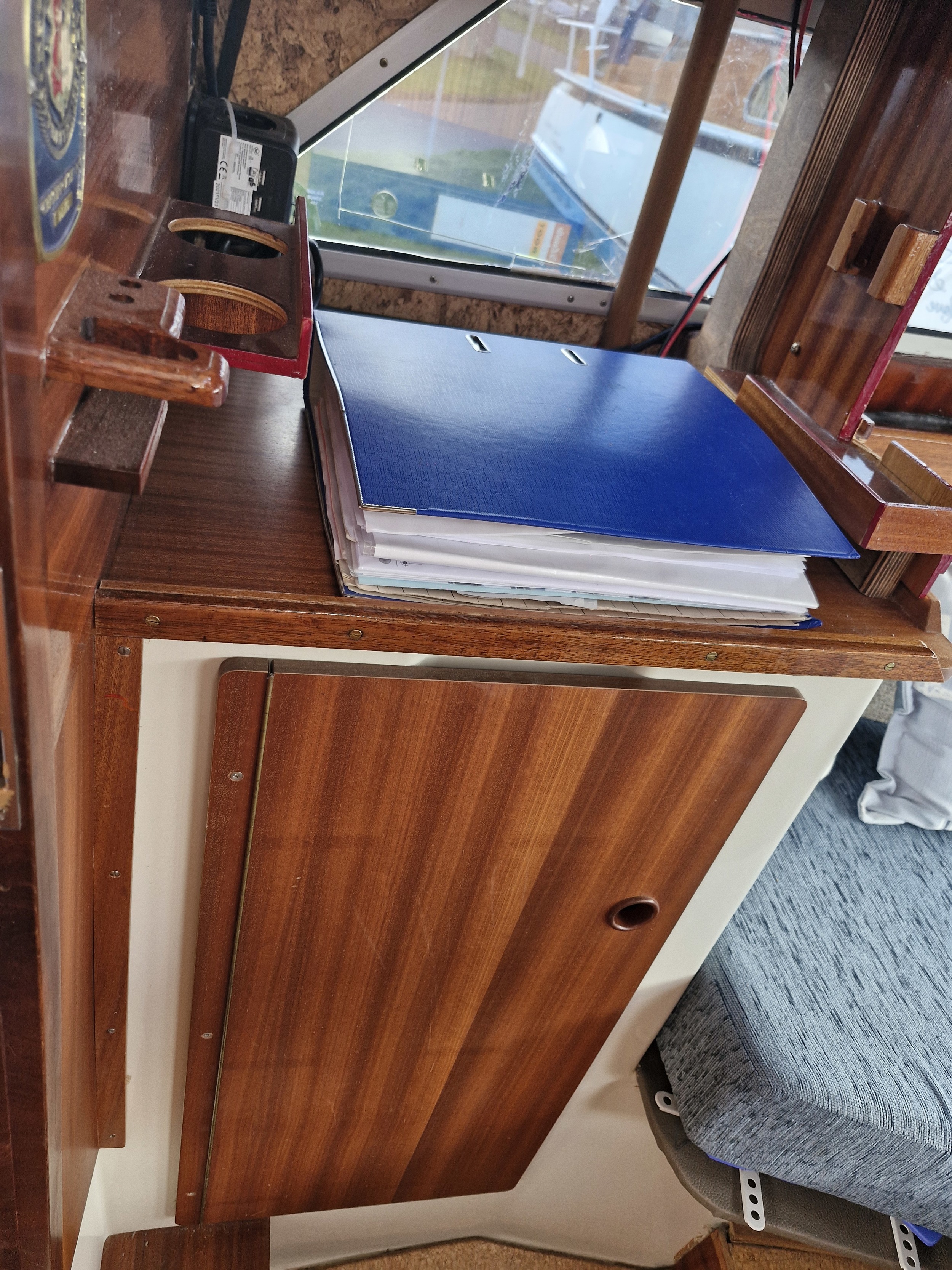 Saga 27