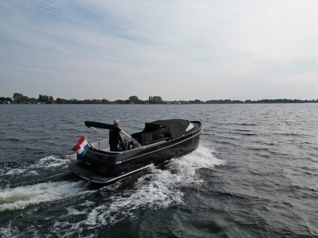 Seafury Hawker 725 jonge occasion