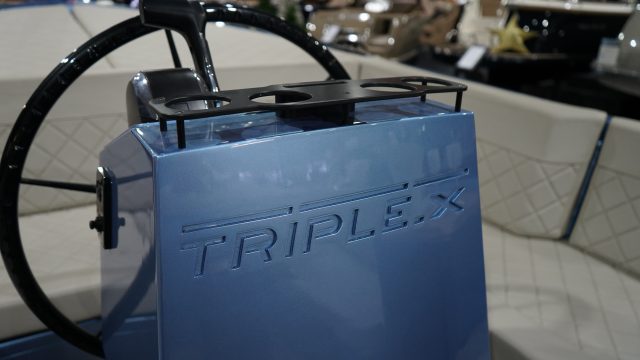 Triple X800 incl. 300 PK  GROOTSTE SLOEPENSHOWROOM VAN NEDERLAND