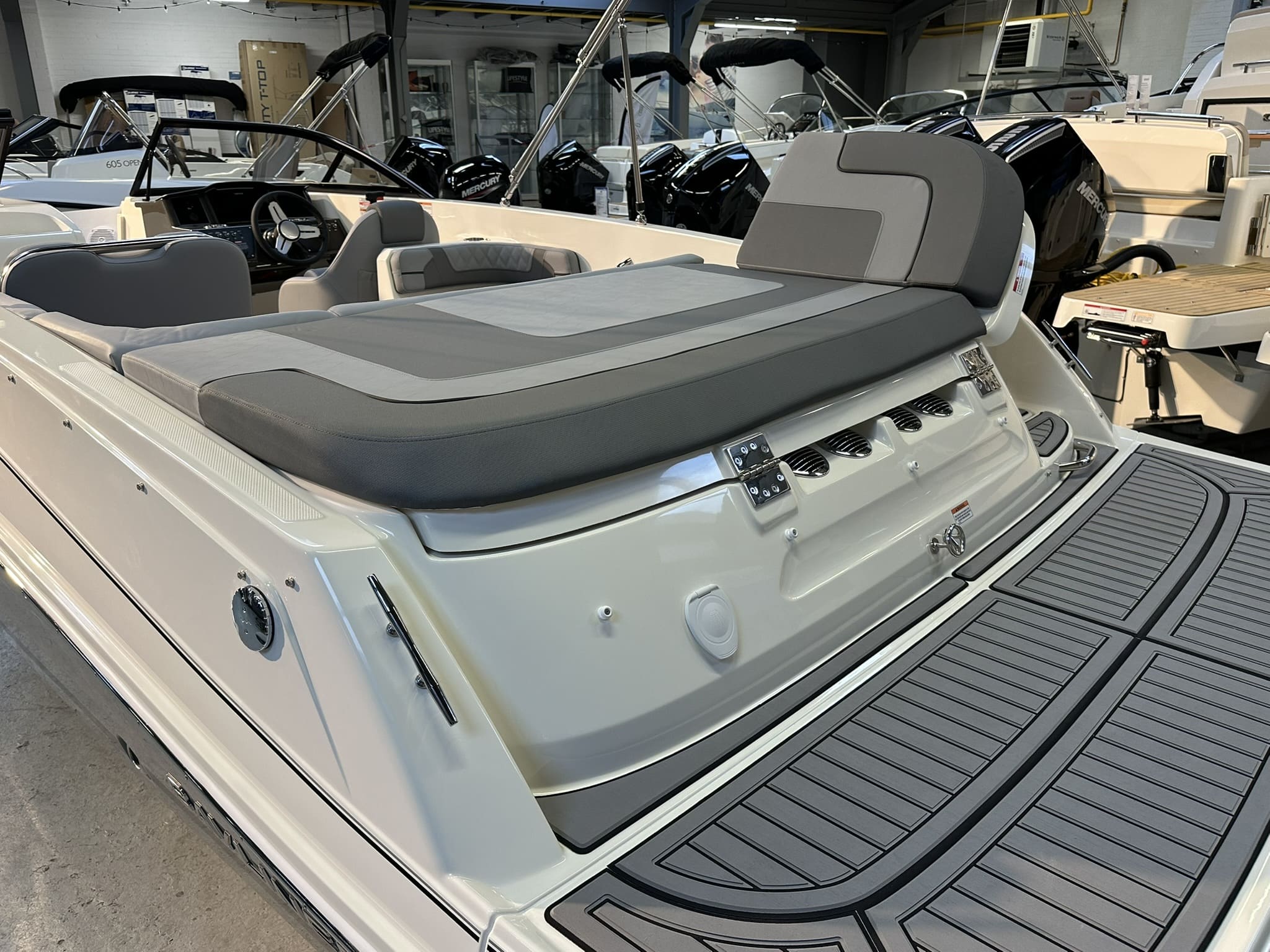 Bayliner VR6 Bowrider