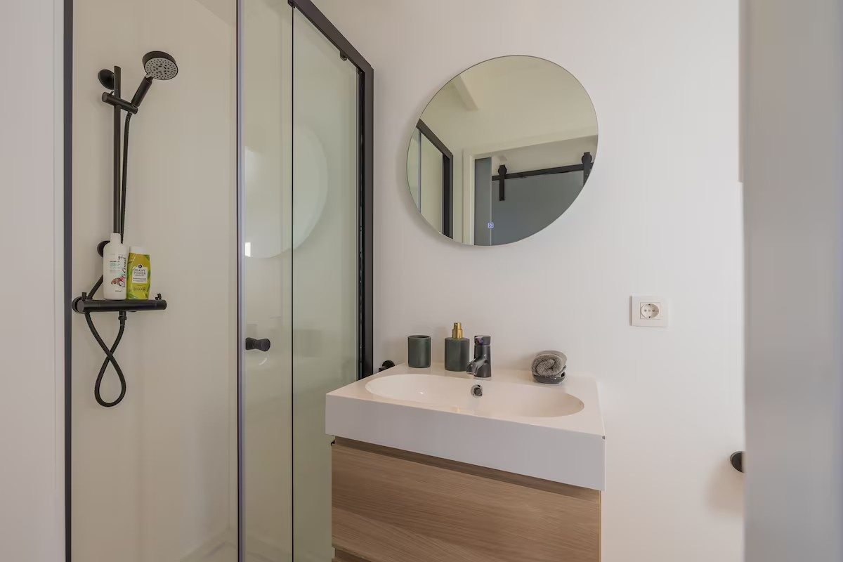 Surla 15 Houseboat Zelfvoorzienend