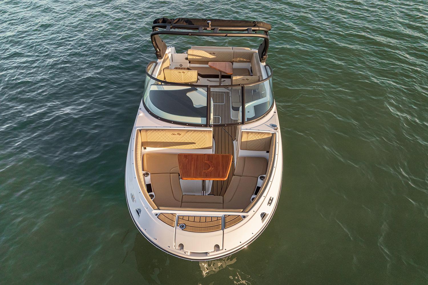 Sea Ray SDX 230