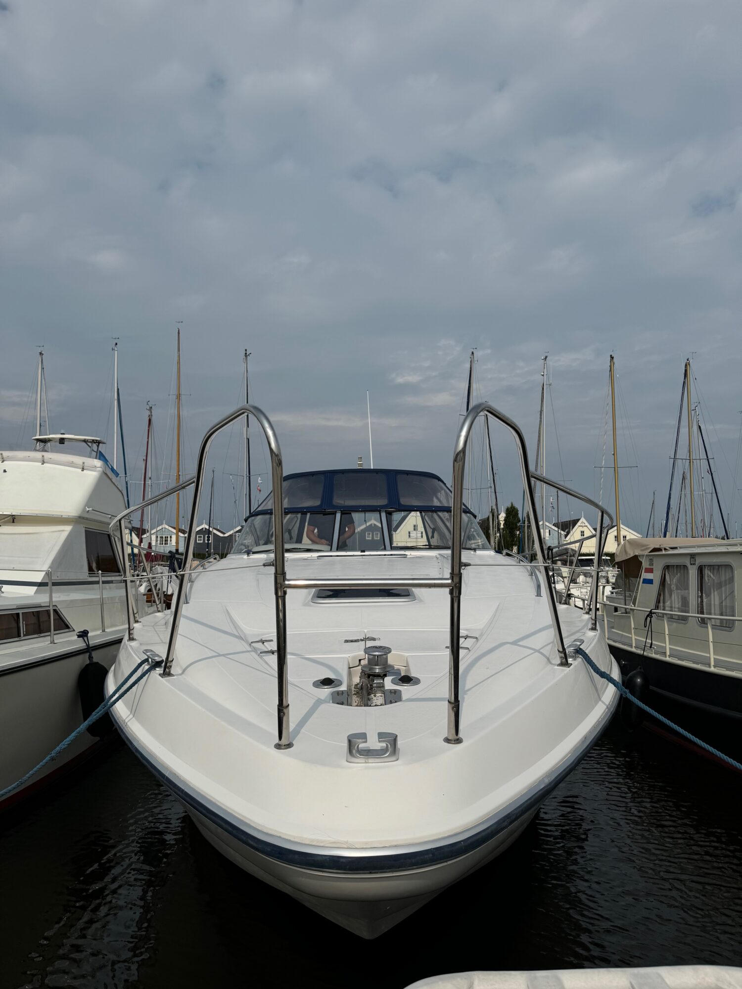 Sealine S37