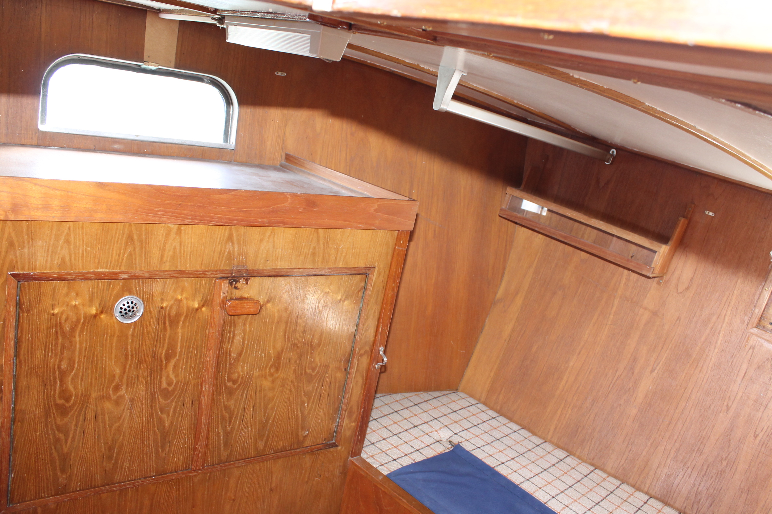 Pieter Beeldsnijder Gouwzee 3A