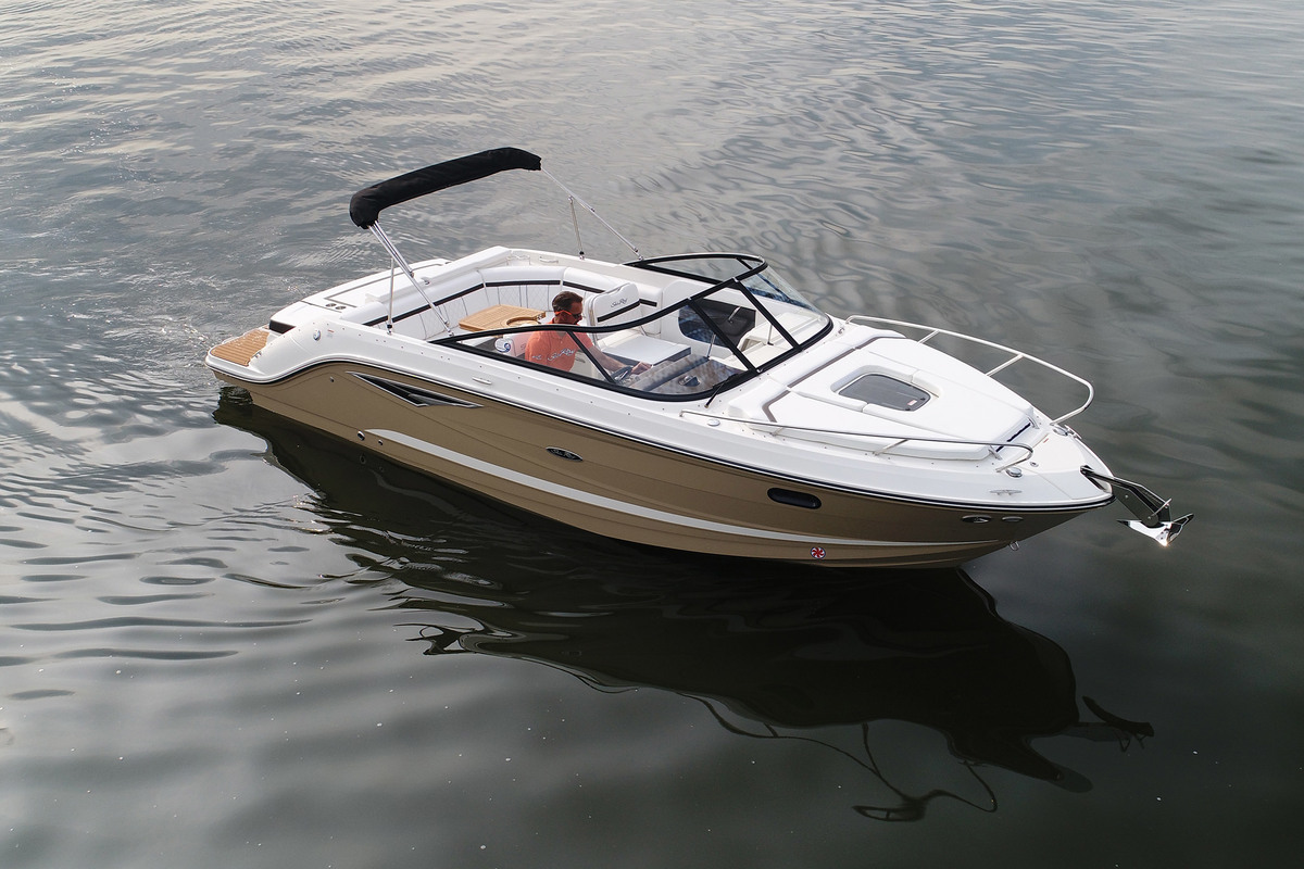 Sea Ray Sun Sport 250