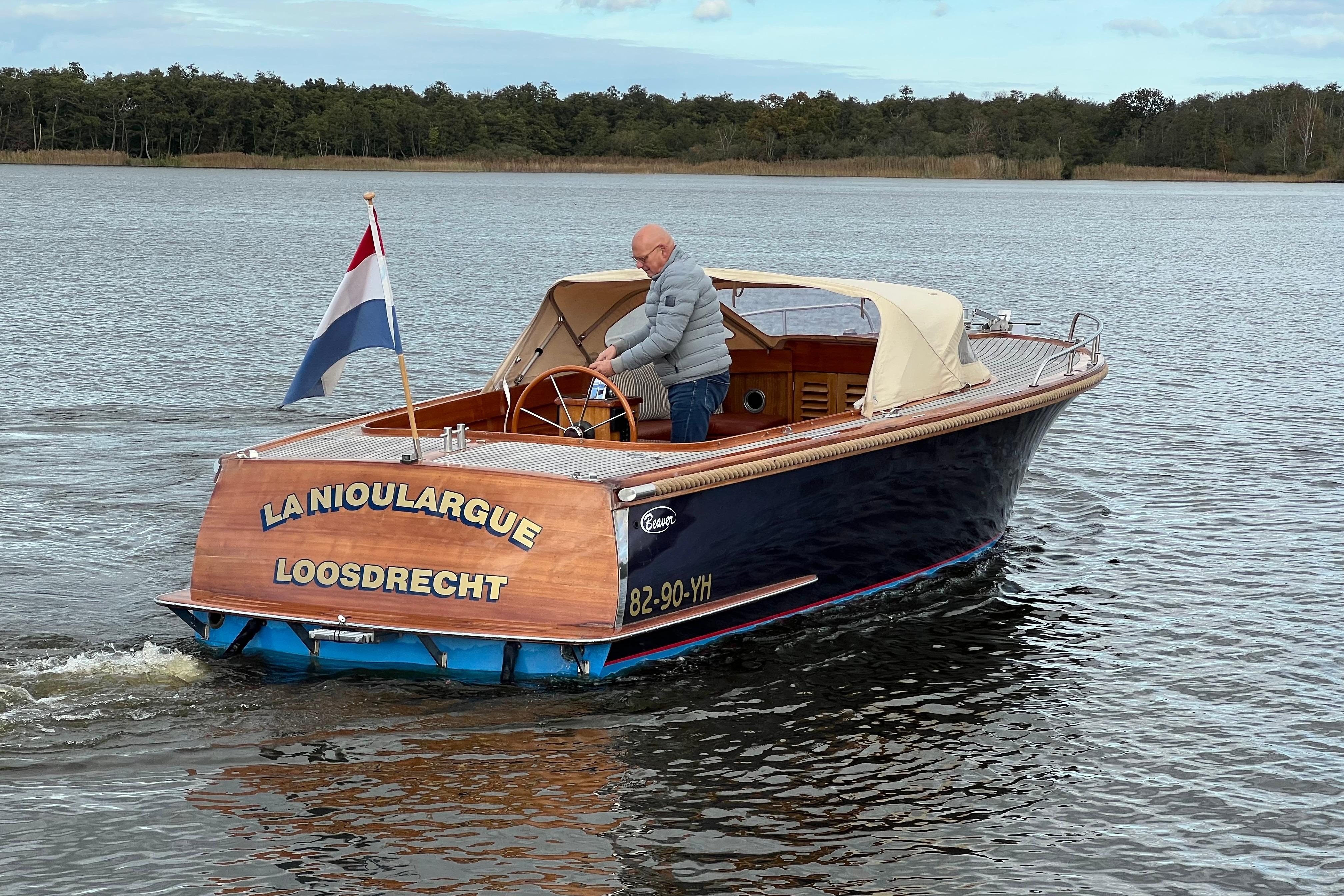 Beaver Yachts 28 Picknick Lounge