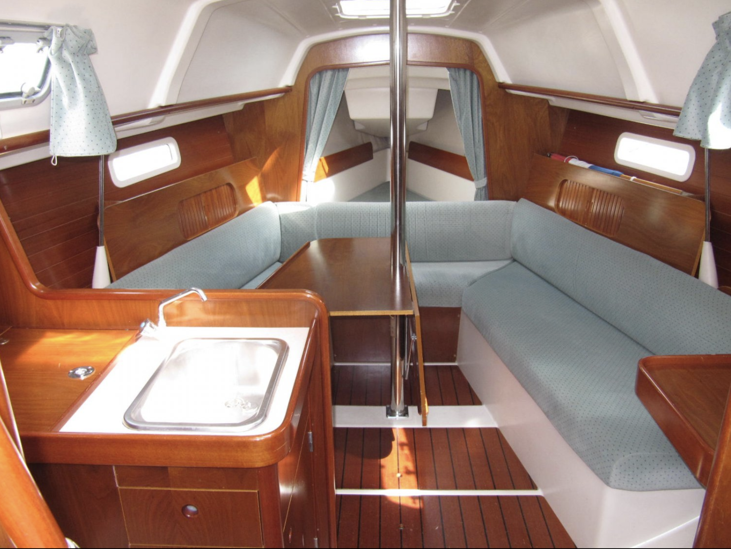 Beneteau Oceanis 281