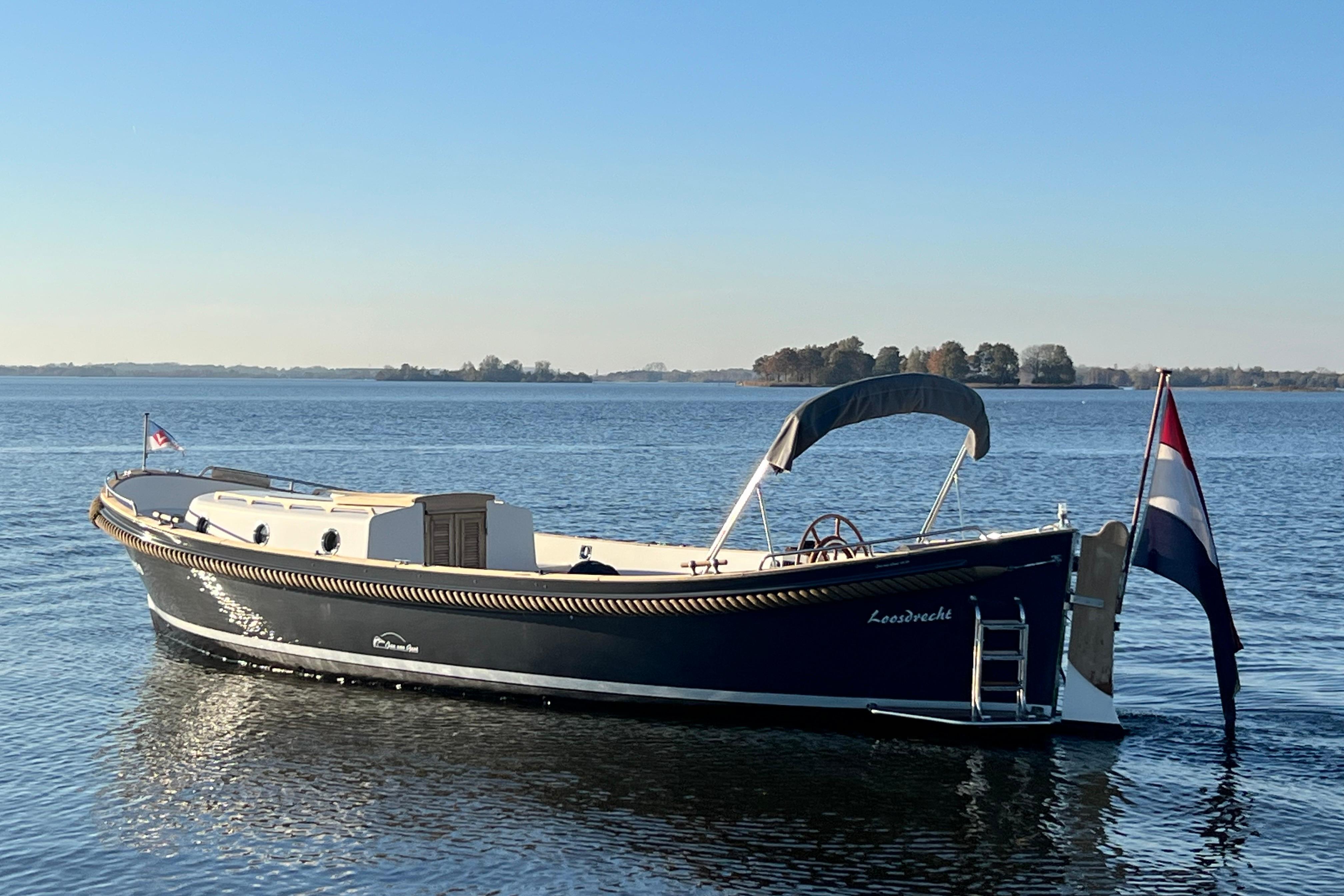 Jan Van Gent 10.35 Cabin