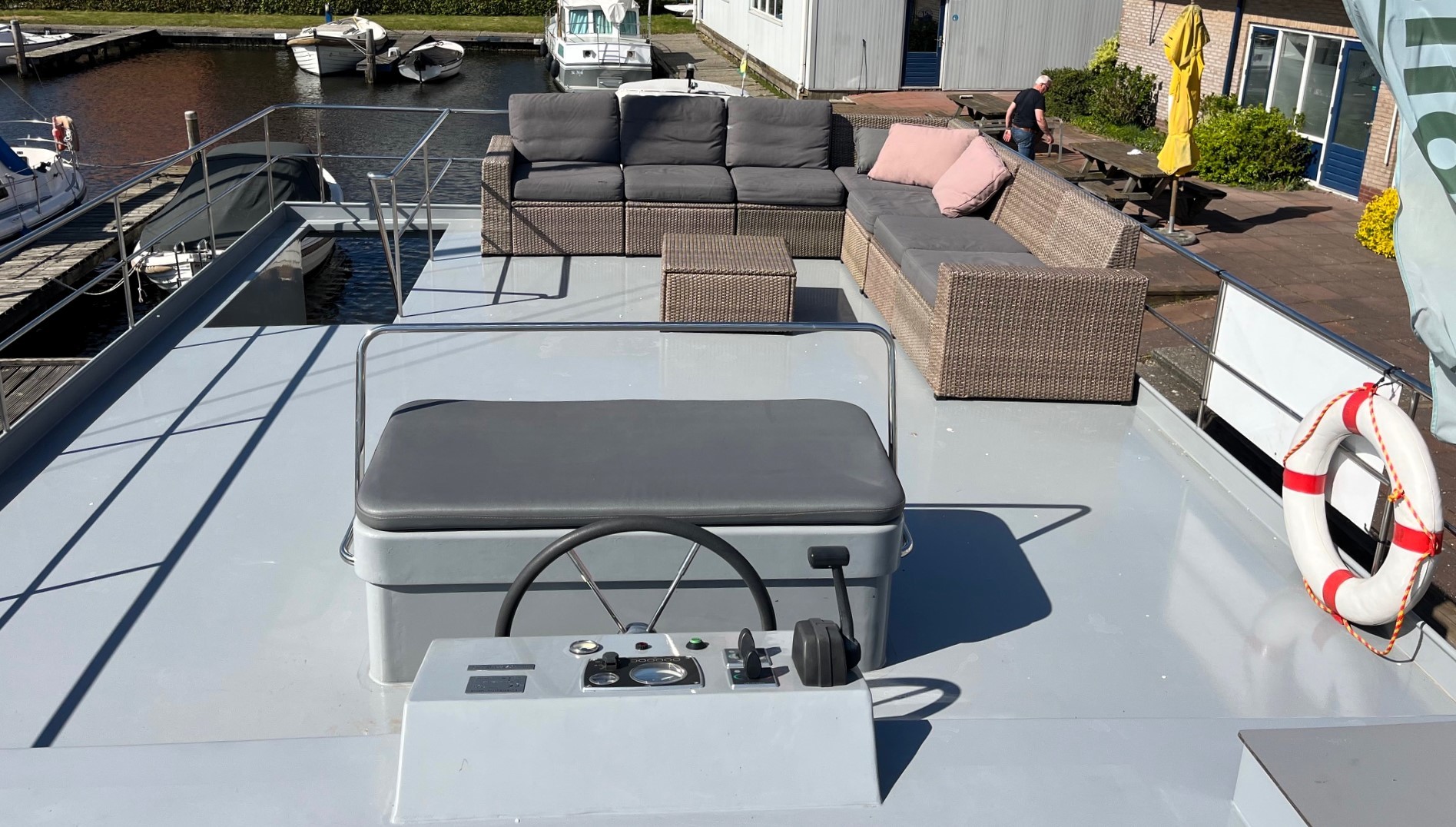 Houseboat Friesland 12.75 X 4.50 (inboard Engine)