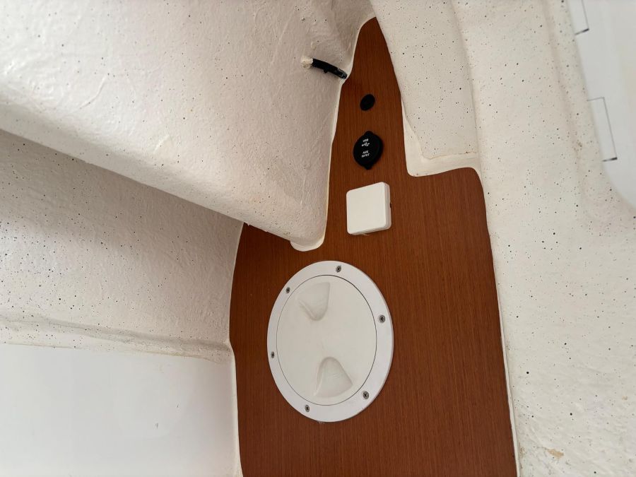 Beneteau Cabin Flyer 550