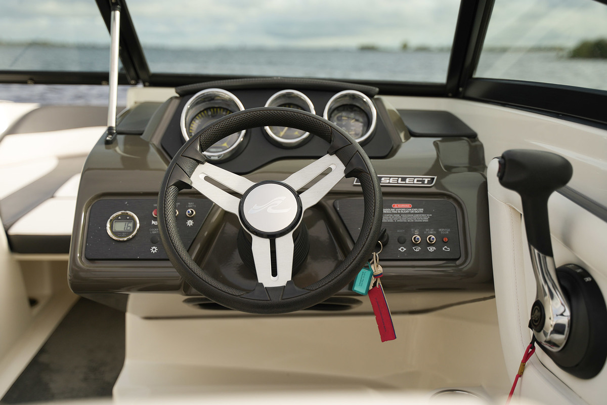 Sea Ray 19 SPX
