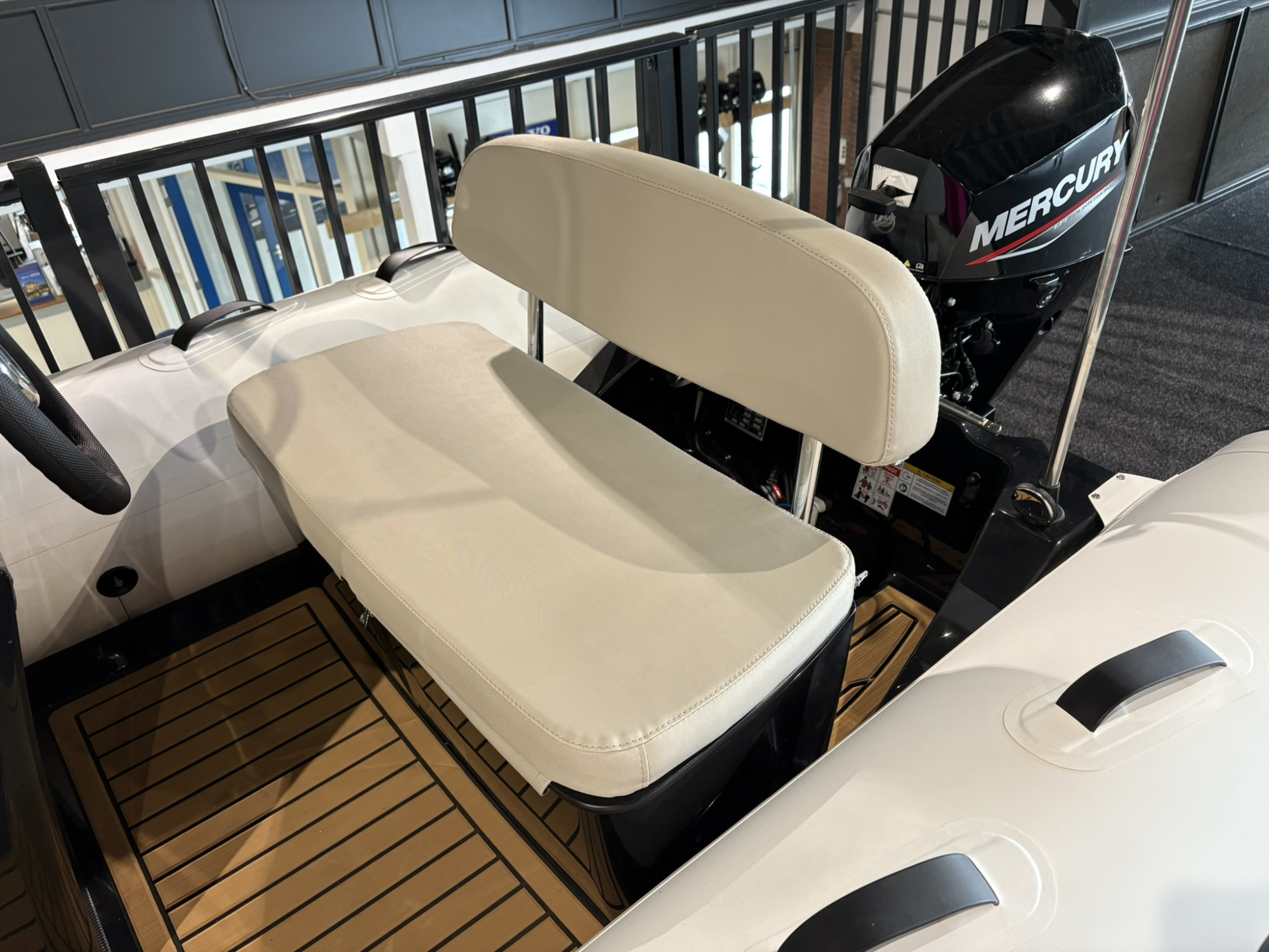 Grand Ribs Grand Silver Line 370