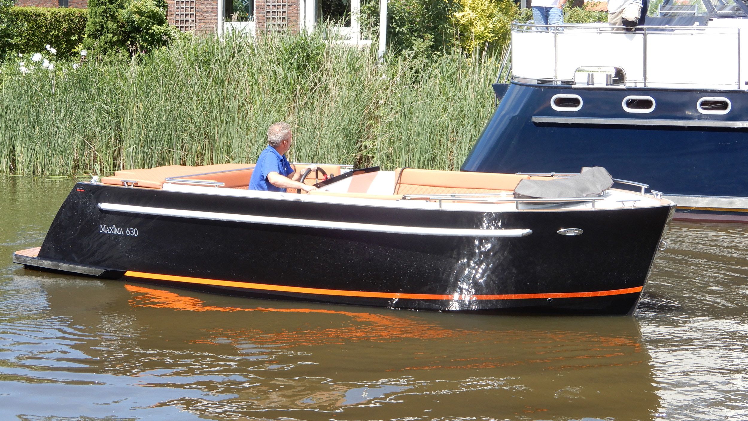 Maxima 630 tender