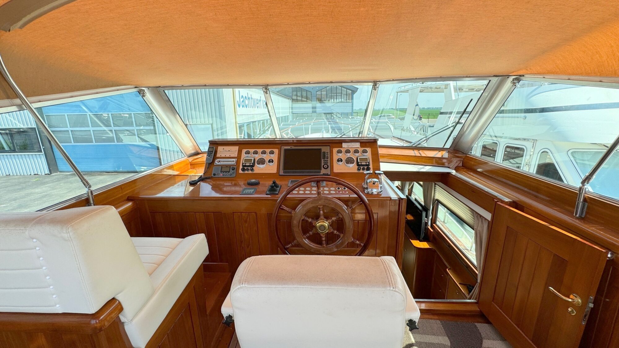 Super van Craft 14.80 Cabrio Stabilizers