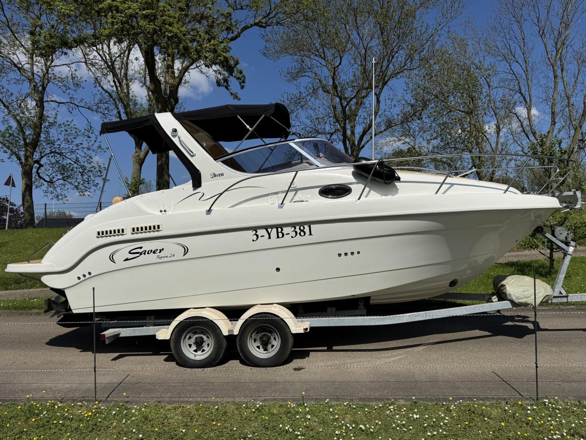Saver Riviera 24 with Swimplatform