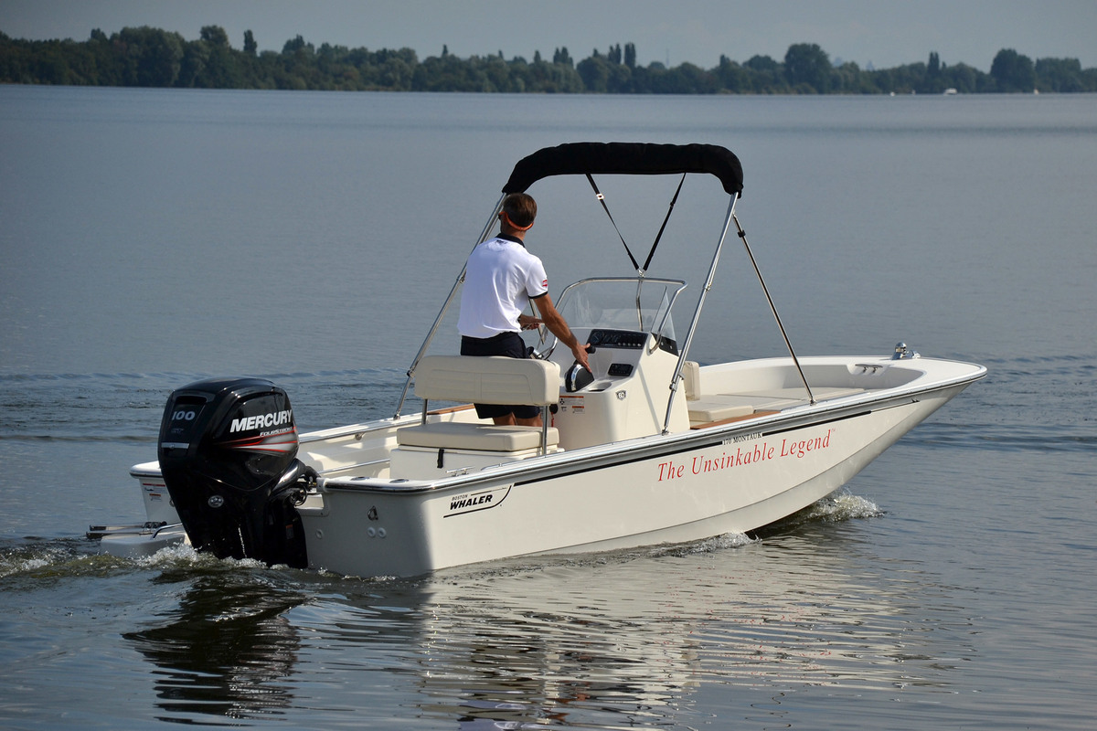 Boston Whaler 170 Montauk