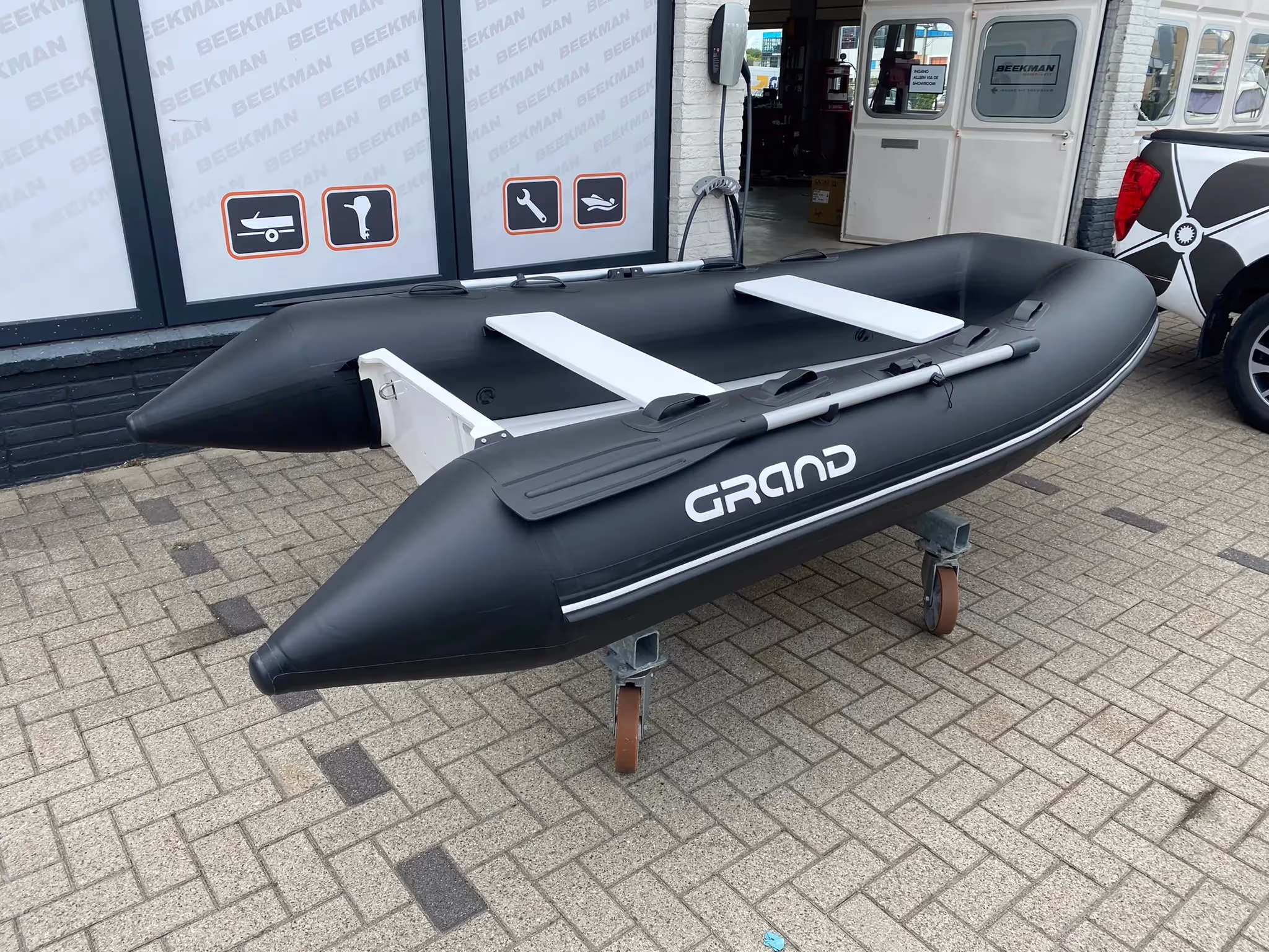Grand Silver Line 300 Open RIB